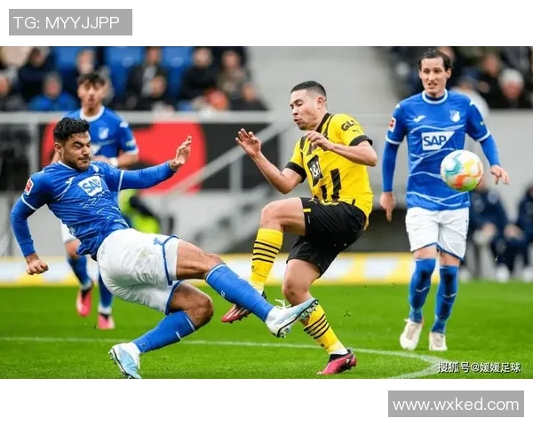 大宫松鼠与爱媛足球队精彩对决直播全程回顾与分析